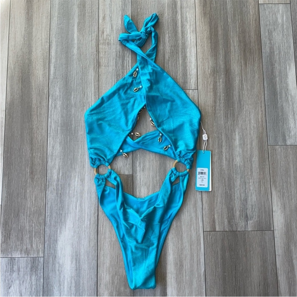 New Beach Bunny Monokini